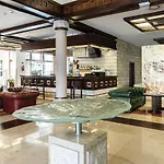 Hotell Crocus 4*