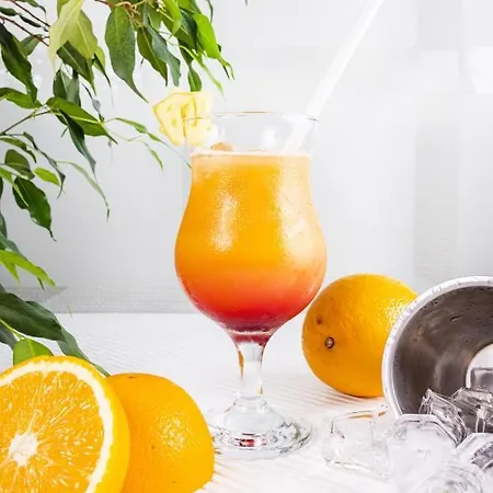 호텔 크로쿠스 4*