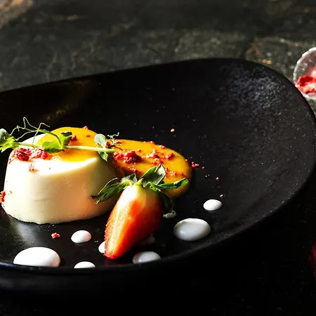 크로쿠스 4* 자코파네