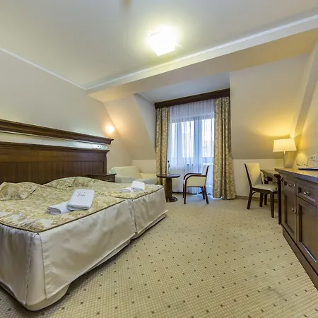 호텔 크로쿠스 자코파네