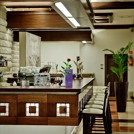 Hotel Crocus